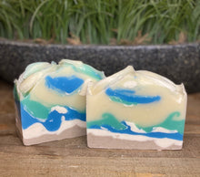 Load image into Gallery viewer, Island Fresh Soap